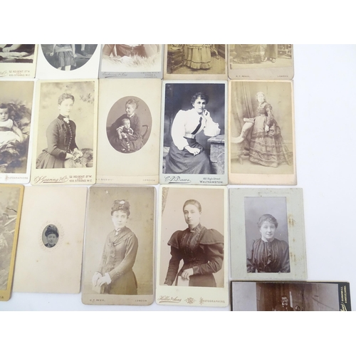 2145 - A quantity of assorted 19thC carte de visite photographs to include men, women and children. Various... 