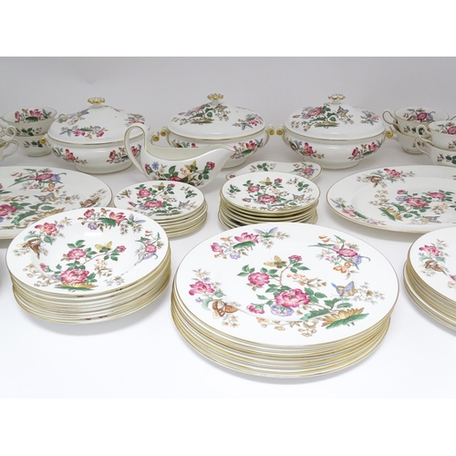 170A - A quantity of Wedgwood dinner wares in the Charnwood pattern to include plates, twin handles soup bo... 