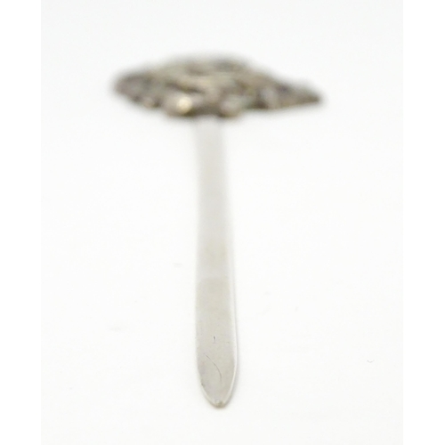 427 - A Continental white metal skewer / letter opener. Approx. 8 1/2