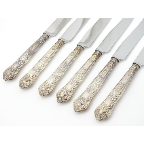 491 - A cased set of six silver handled tea knives, hallmarked Sheffield 1961, maker Harrison Brothers. Ca... 