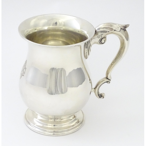 326 - A silver tankard hallmarked Sheffield 1933 maker James Deakin & Sons. Approx 5 1/4