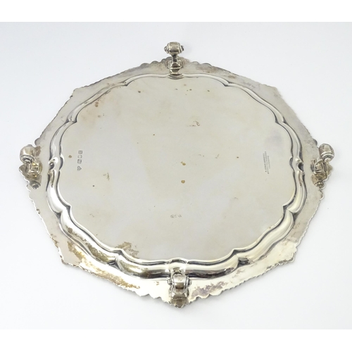 447 - A silver salver hallmarked London 1927, maker Goldsmiths & Silversmiths Co. Ltd. Approx. 11 1/4