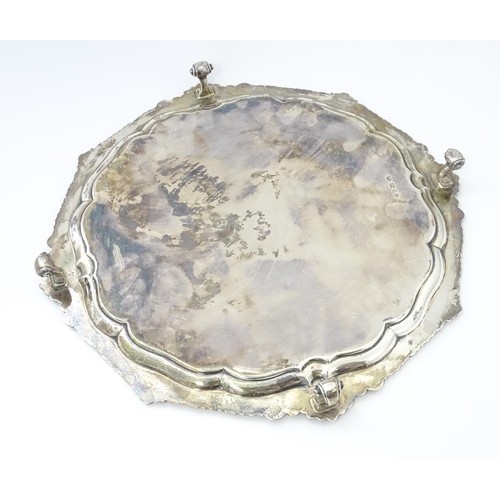 455 - A silver salver hallmarked London 1926, maker Goldsmiths & Silversmiths Co. Ltd. Approx. 13 1/4