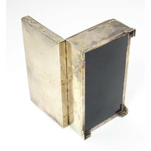 478 - A silver table top cigarette box with engine turned decoration opening to reveal a cedar lined inter... 