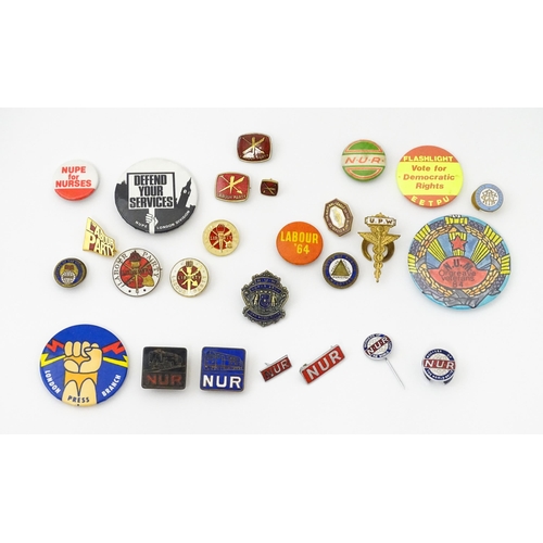 790 - Trade Union Interest: a quantity of assorted badges, pins, etc. to include a silver National Union o... 