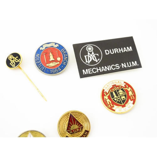 791 - Trade Union Interest: a quantity of assorted badges, pins, etc. to include National Union of Public ... 