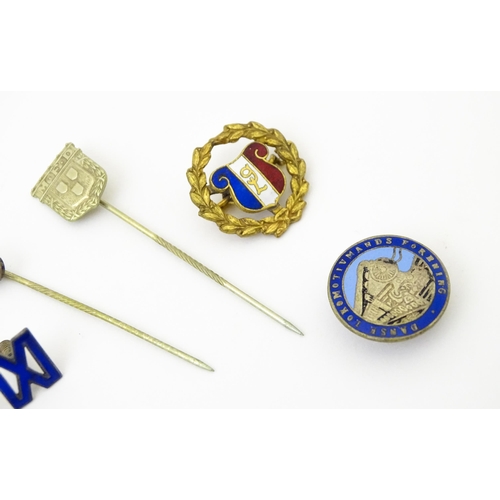 792 - Trade Union Interest: a quantity of assorted badges, pins, etc. to include silver examples, IG Chemi... 