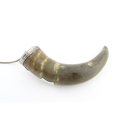 1075 - An early 19thC Scottish cow horn snuff mull with white metal mounts and shield engraved 'A Token of ... 