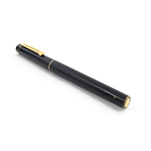 1273 - A Schaeffer 'Targa' fountain pen, with black barrel and cap, 14k gold nib, approx 5 3/8