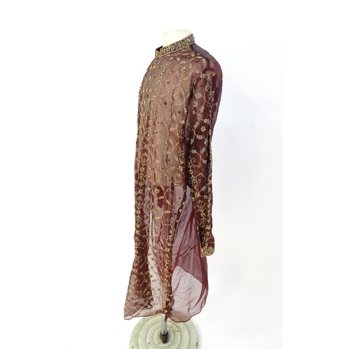 1386 - Vintage fashion / clothing: A wine coloured Indian Kurta / tunic with embroidery and bead work embel... 