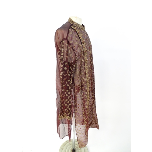 1386 - Vintage fashion / clothing: A wine coloured Indian Kurta / tunic with embroidery and bead work embel... 