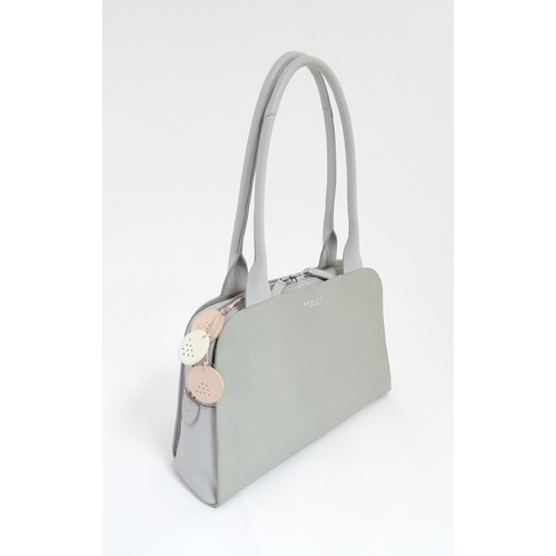 1398 - Vintage fashion / clothing: A grey Radley Millbank leather handbag with original dust bag. Width app... 