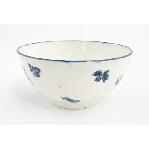 125 - A Caughley blue and white bowl decorated in the Slice Apple and Damson pattern. Marked with S under.... 