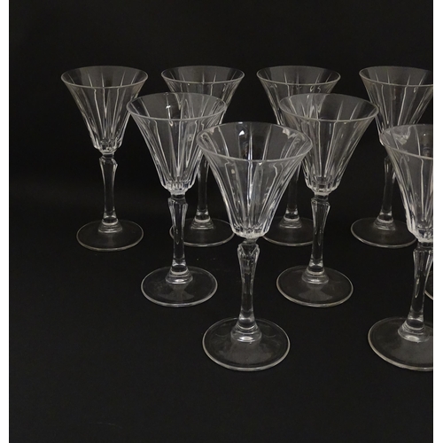 177 - A set of ten glass wine glasses, in the Novecento pattern by Royal Crystal Rock. Approx. 6 3/4