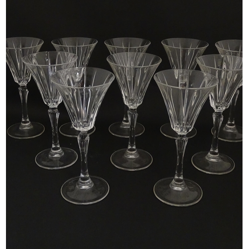 177 - A set of ten glass wine glasses, in the Novecento pattern by Royal Crystal Rock. Approx. 6 3/4