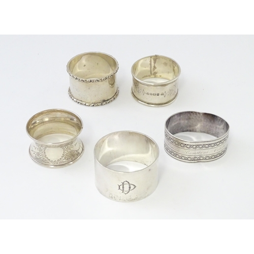 291 - Five assorted Victorian and later silver napkin rings (5)