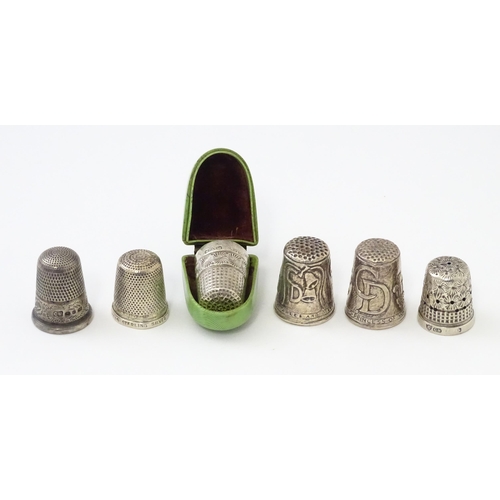 317 - 6 assorted silver thimbles to include examples by Charles Horner, Henry Griffiths & Sons, C C May & ... 