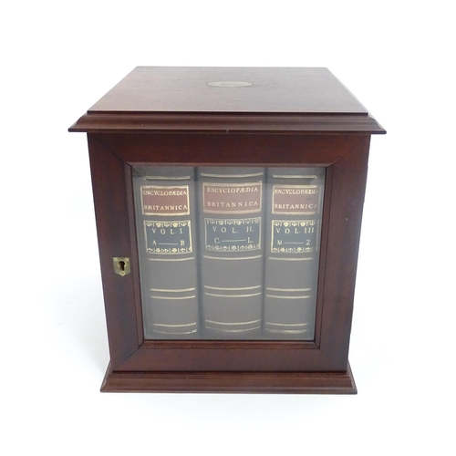 924 - Books: Encyclopaedia Britannica, Volumes 1 -3, An authentic replica of the first edition, originally... 