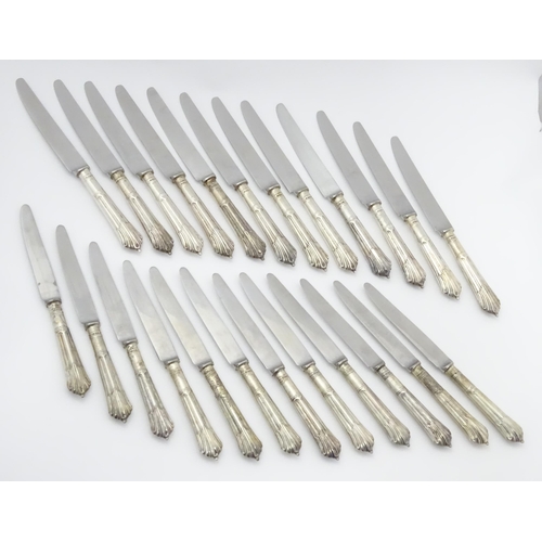 445 - A quantity of silver handled Albany pattern knives, hallmarked London 1961, maker C J Vander Ltd. 12... 