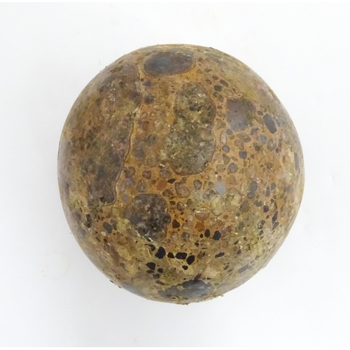 1089 - Natural History / Geology Interest: A large polished hardstone specimen sphere. Approx. 6