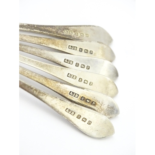 503 - A cased set of six silver teaspoons hallmarked Birmingham 1939, maker A J Bailey. Approx. 3 3/4