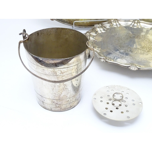 529 - A quantity of assorted silver plated wares to include trays, salver, tazza, goblets, egg cruet, ice ... 