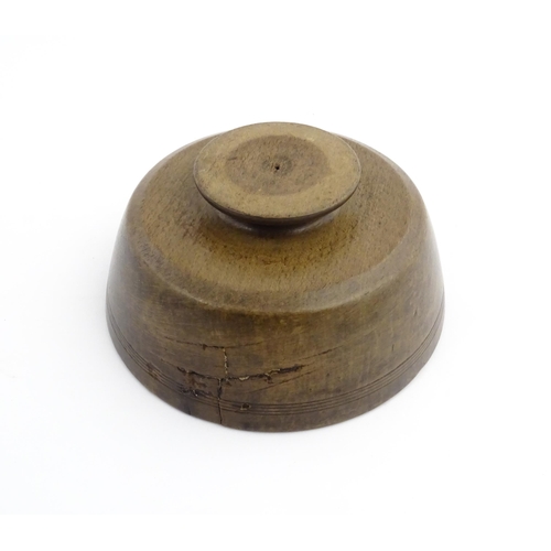 1180 - Treen : A 19thC sycamore flummery / pudding bowl / mould of circular form, having an interior with v... 