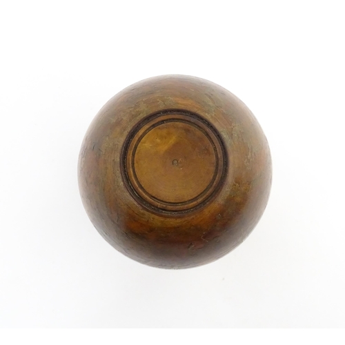 1184 - Treen : A 19thC treen spice flask shaped form, the acorn finial unscrewing to reveal a five hole sha... 