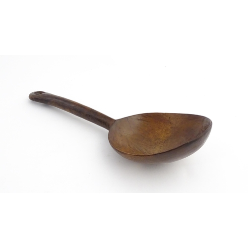 1187 - Treen : A 19thC large walnut ladle. From the A. J. Levi Collection, no. 1194, label under. Approx. 1... 