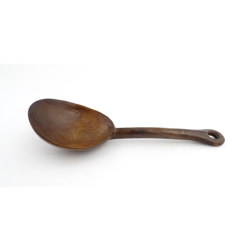 1187 - Treen : A 19thC large walnut ladle. From the A. J. Levi Collection, no. 1194, label under. Approx. 1... 