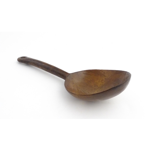 1187 - Treen : A 19thC large walnut ladle. From the A. J. Levi Collection, no. 1194, label under. Approx. 1... 