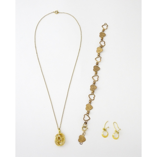 603 - Assorted 9ct gold jewellery to include bracelet, pendant on chain and earrings. Necklace approx. 17