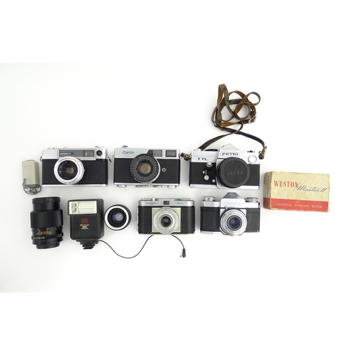 1224 - A quantity of cameras and equipment to include a Wirgin Edixa Vero 35mm Camera, a Petri TTL 35mm cam... 