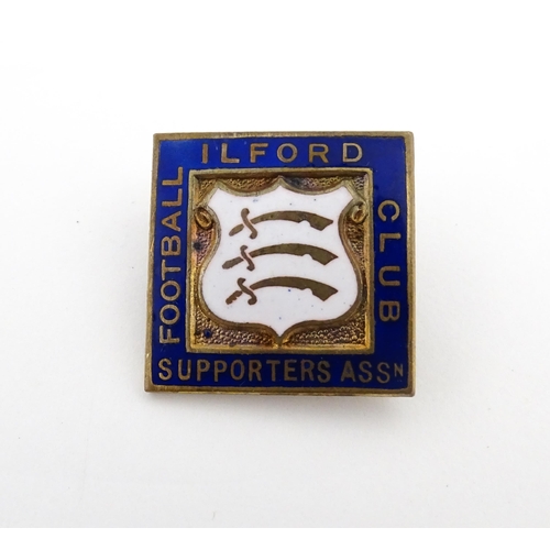 1244 - Football Interest : Five mid 20thC Ilford FC enamel lapel badges, together with an Ilford Football C... 