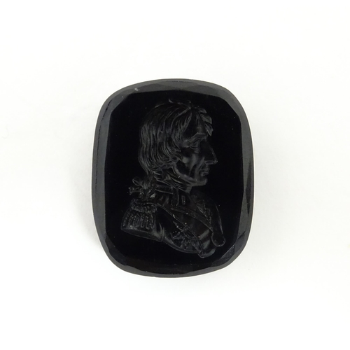 1271 - A 19thC black hardstone intaglio depicting a portrait of Nelson. Approx. 1