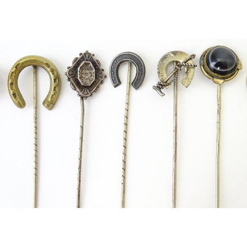 703 - Assorted Victorian and later stick pins to include yellow and white metal examples, etc. (19)