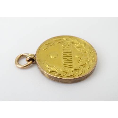 727 - Football Interest : A cased 9ct gold medal / fob for The Football Association Amateur Cup Winners, h... 