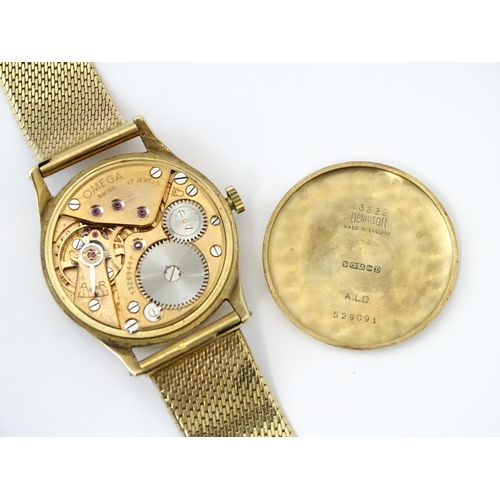 746 - A 9ct gold cased 1950s Omega gentlemans manual wind wristwatch with subsidiary seconds dial, the cas... 