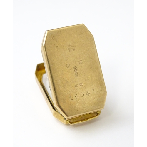 757 - A quantity of gold cased wristwatches and case. Together with 9ct gold, gilt metal and silver gilt w... 