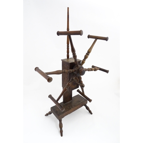 1349 - A late 18th / early 19thC clock / wrap / clack reel / spinner's weasel / wool winder with a six spok... 