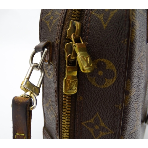 1400 - Vintage fashion / clothing: A Louis Vuitton Spontini leather handbag with classic brown monogram. Da... 