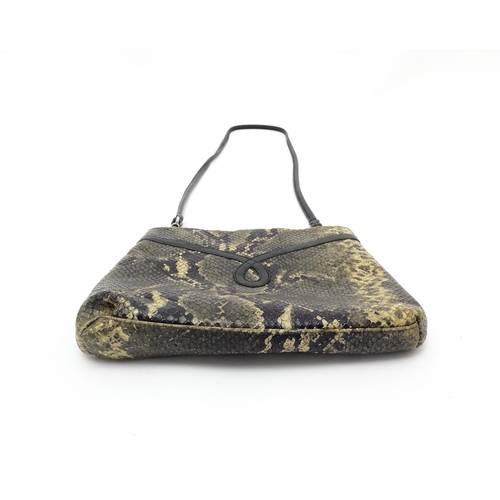 1403 - Vintage fashion / clothing: A brown lizard skin handbag with tan suede lining. Together with a snake... 