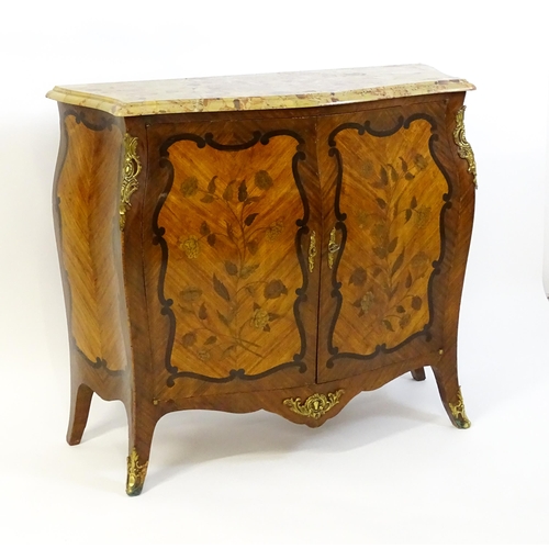 1590 - A late 19thC marble topped commode with brass mounts and two marquetry inlaid doors raised on four t... 