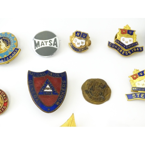 770 - Trade Union Interest: a quantity of assorted badges, pins, etc. to include National Union of Gold Si... 