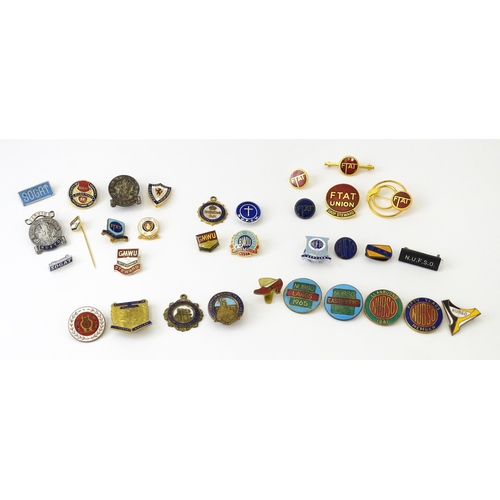 771 - Trade Union Interest: a quantity of assorted badges, pins, etc. to include National Union of Musical... 