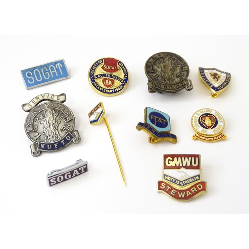 771 - Trade Union Interest: a quantity of assorted badges, pins, etc. to include National Union of Musical... 