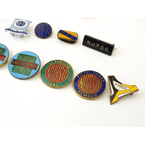 771 - Trade Union Interest: a quantity of assorted badges, pins, etc. to include National Union of Musical... 