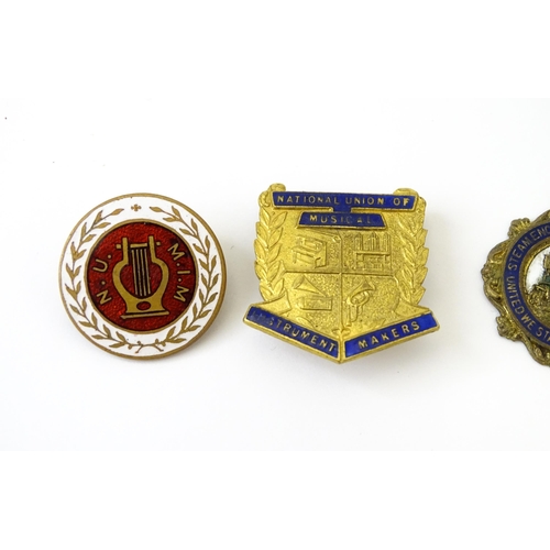 771 - Trade Union Interest: a quantity of assorted badges, pins, etc. to include National Union of Musical... 