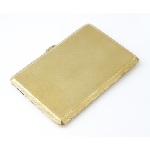 723 - An Art Deco 9ct gold cigarette case with engine turned decoration, hallmarked Birmingham 1938, maker... 