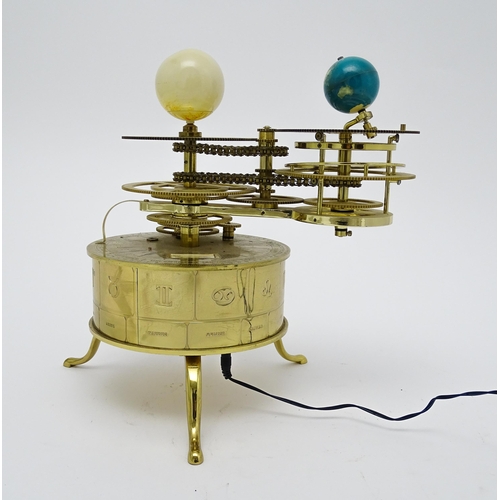 1509 - A reproduction / model electric powered orrery / tellurion clock. Approx. 14